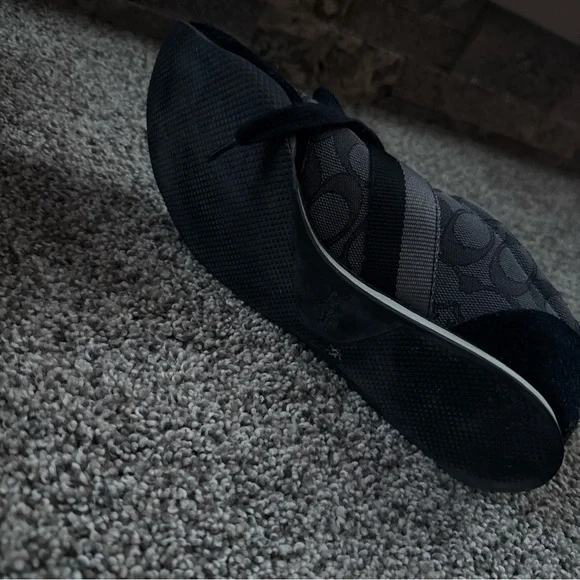 Coach Womens 7.5B Coach Black Gray Sneakers EUC - Picture 6 of 6